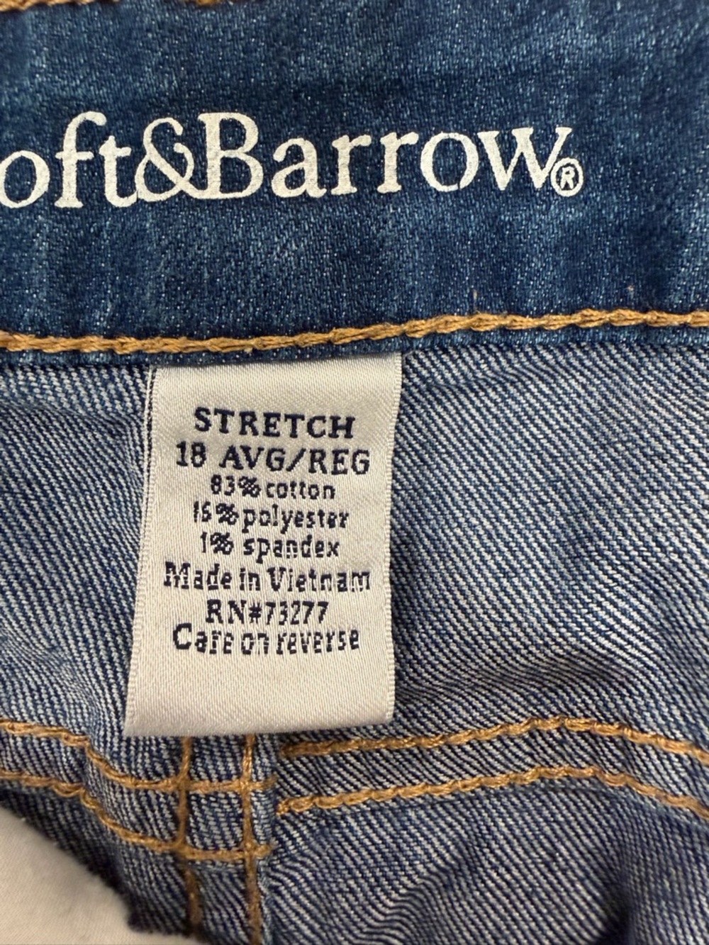 croft & barrow Women's Straight Leg Jeans in Dark Blue - Picture 3 of 4
